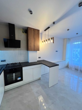 Продаж 1-к квартира з ремонтом у заселеному ЖК | 35.7 м² | $57 000 - фото 1