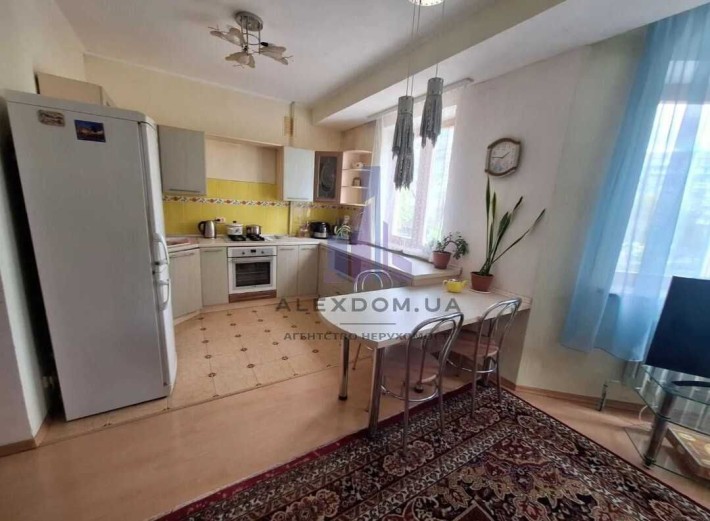 Продається 2к квартира по вул. Шолом Алейхема м. Бровари. Центр міста - фото 1