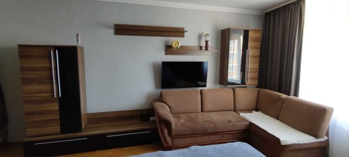Продам гарну простору 1-к квартиру 50 м2, 10 пов, Вишневе, Борщагівка - фото 1