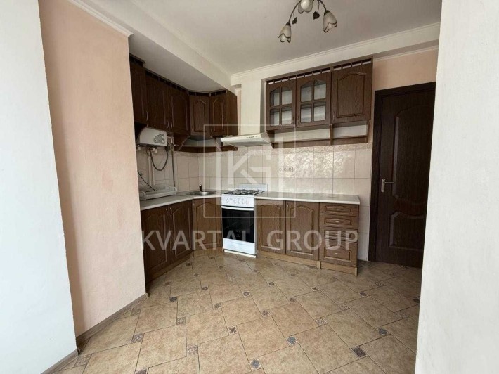Продам 1к меблі та ремонт - фото 1