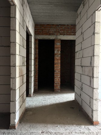 Продам 2к квартиру в топовій локації біля тихої природи і файного лісу - фото 1