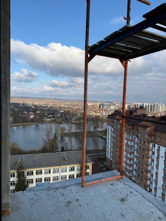 Продаж квартири преміум-класу біля озера - фото 1