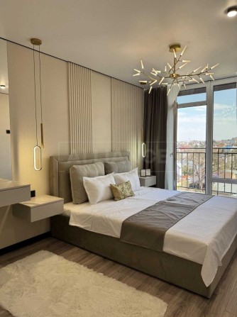 Продаж 2-км квартири в ЖК Бізнес-класу, із Дизайнерським ремонтом! - фото 1