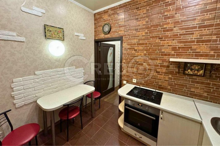 Продаж 2-кімнатної квартири, район Соцміста, вул. Революційна - фото 1