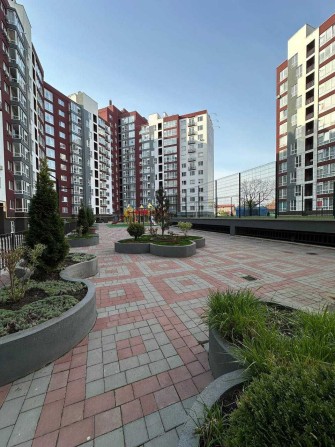 Однокімнатна,центр продам квартиру  ЖР Княгинин, Галицька-Набережна - фото 1