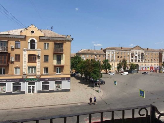 Продам 3к сталінку на площі В.Великого Кривой Рог