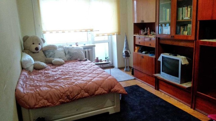 Продам 1-кімнатну квартиру вул. Рівненська 107а - фото 1