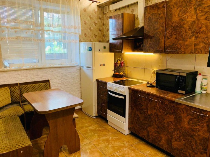 Продам 2-кімнатну квартиру біля Центрального парку! - фото 1
