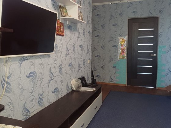 Продам 3х комн квартира у.В Великого Радиевского ост Космонавтов Сакс! Кривий Ріг