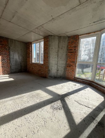 ТЕРМІНОВО! Велика 60 м2 євро 3к квартира в Ірпені - фото 1