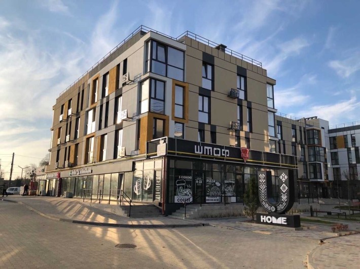 Продам простору 2 км квартиру - фото 1