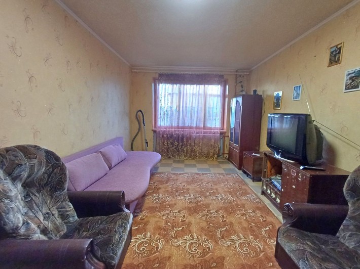 Просторная 2к на Дружбе, ВСЕ РАЗДЕЛЬНО, частично меблирована - фото 1