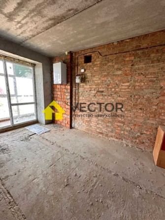 Це що? 3-шка на ЖК Стандарт? 91м² в зданому корпусі? БЕЗ КОМІСІЇ АН %? - фото 1