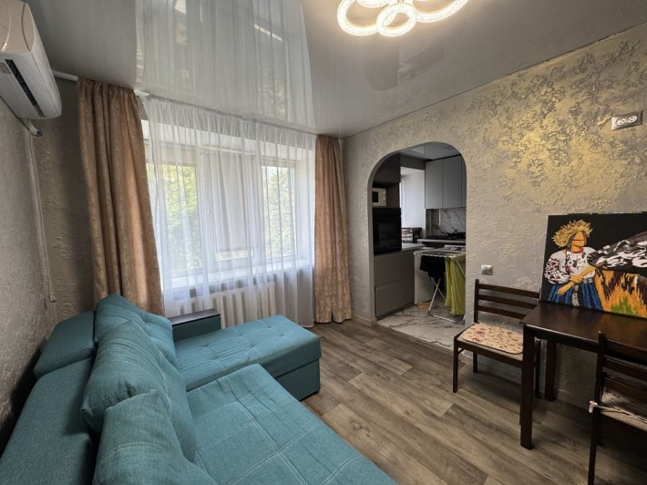 Продам 3-х кімнатну квартиру - фото 1
