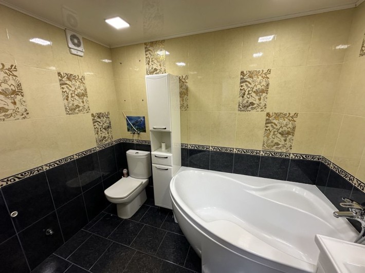 Продаж квартири молодіжний - фото 1