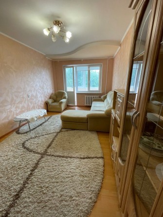 Продаж 3к укомплектованої квартири у спальному районі міста! - фото 1