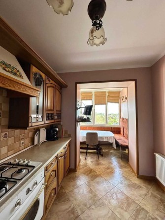 Продаж 4 кімнатної квартири в Луцьку - фото 1