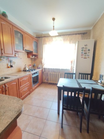 Продаж 4-кімнатна на Г. Крут, 2/10 поверх, косметичний ремонт - фото 1