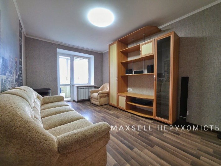 Продам 2-кімнатну квартиру в цегляному будинку на Заливній - фото 1