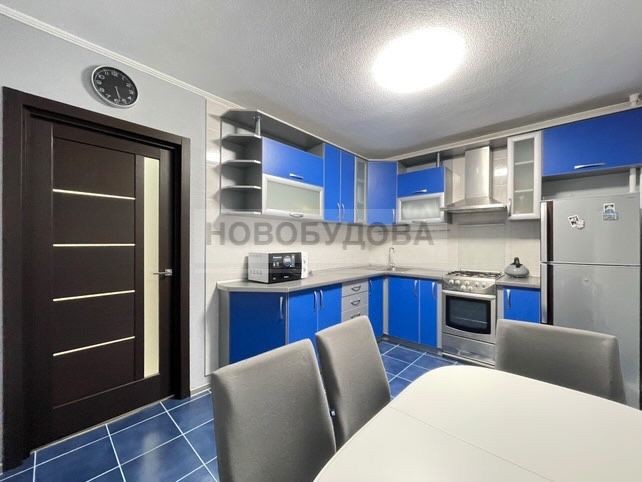 Продам 2 х кімн. Проспект Свободи - фото 1