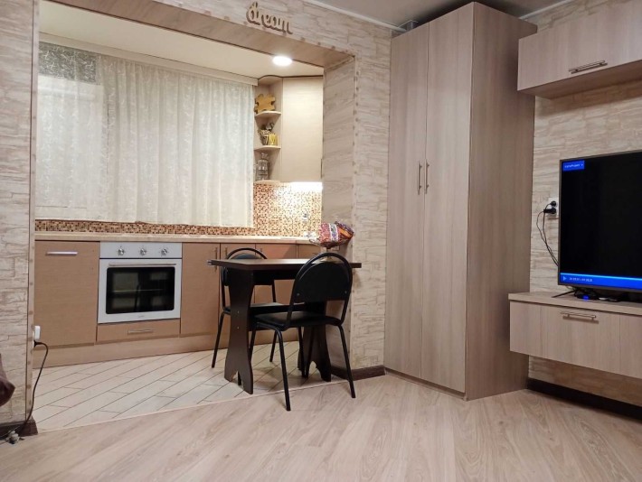 Продам двокімнатну квартиру по вул. Г. Біліченка. - фото 1