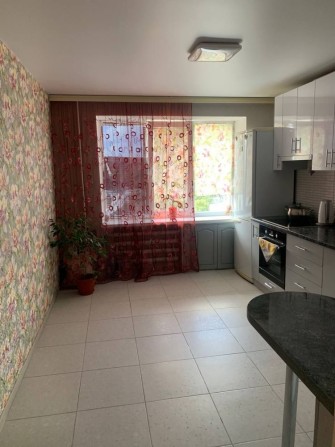 Продам квартиру з ремонтом - фото 1