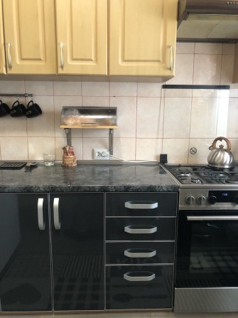 Продам квартиру на Роменській в цегляному будинку - фото 1