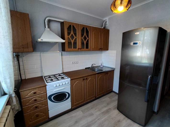 Продам 2к квартиру з меблями і технікою вул.Харківська - фото 1
