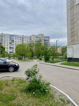 Продається 1к квартира 10мкрн - фото 1