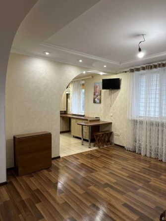 Продам 3-кімнатну квартиру! КОД: 21432 - фото 1
