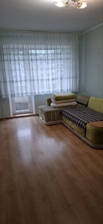 Двох кімнатна квартира з ремонтом та меблями - фото 1