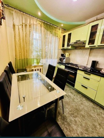 Продам 3-х кімнатну, 4-х кімнатну квартиру - фото 1