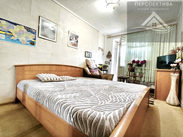 Центр, пр. Шевченка. 3-к. квартира , 3-й поверх - фото 1