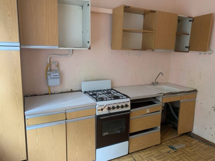 Продаж 2-х кіинатної квартири по вул. 15-го Квітня, Бам / Сонячний - фото 1