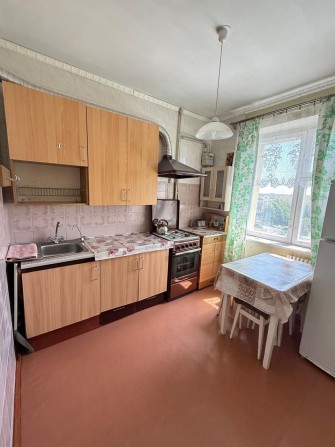 Продам 2 кімнатну квартиру вул. Макарова - фото 1