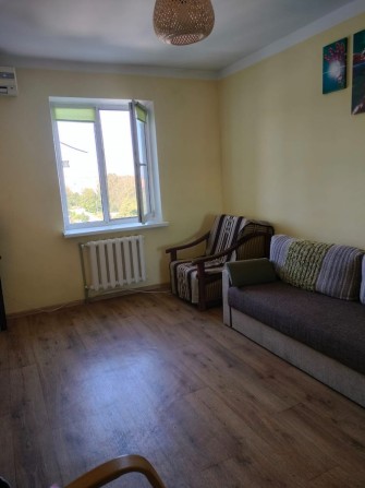 Продам квартиру! с.Розсошенці - фото 1
