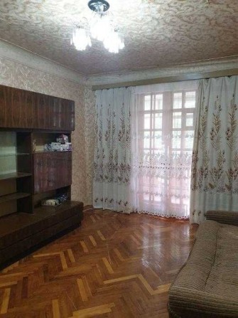 У продажу двокімнатна квартира - фото 1
