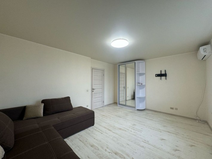 Продаж/1-кімнатна/ 43 м2 - фото 1