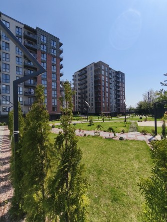 Продається 1-кімнатна квартира, вул. Легоцького 64\б
Код: 19844 - фото 1