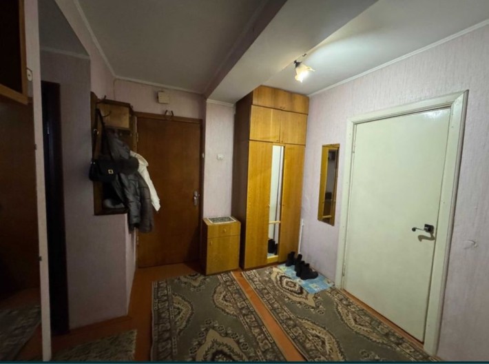 Продається 3-кімнатна чешка на Героїв Майдану - фото 1