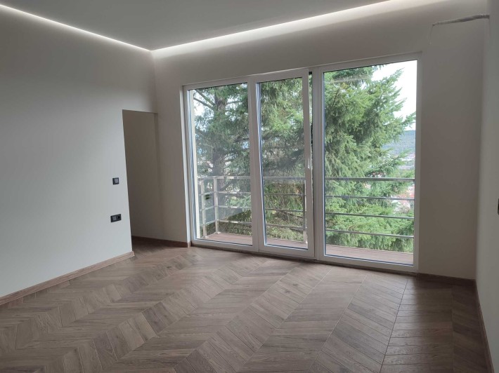 Продаж 3-кімнатної з панорамою на Ужгород. - фото 1