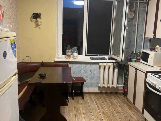 Продається чудова трикімнатна квартира  ! Полтава