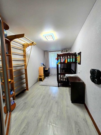 В продажу 2к квартира на Хіміку в цегляному будинку - фото 1