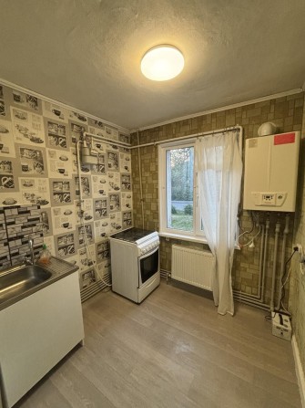Продам 2-х кімнатну квартиру - фото 1