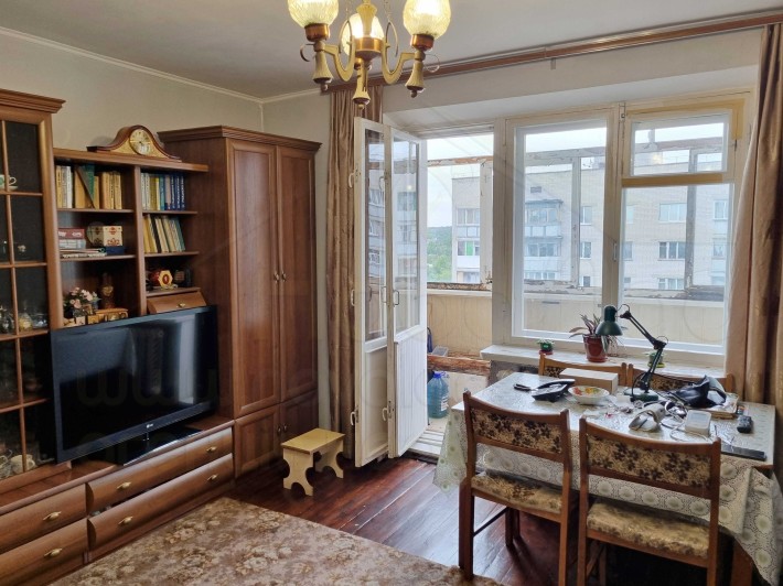 4 кімнатна квартира 80м2, цегляний будинок, біля ринку Нива-KI - фото 1