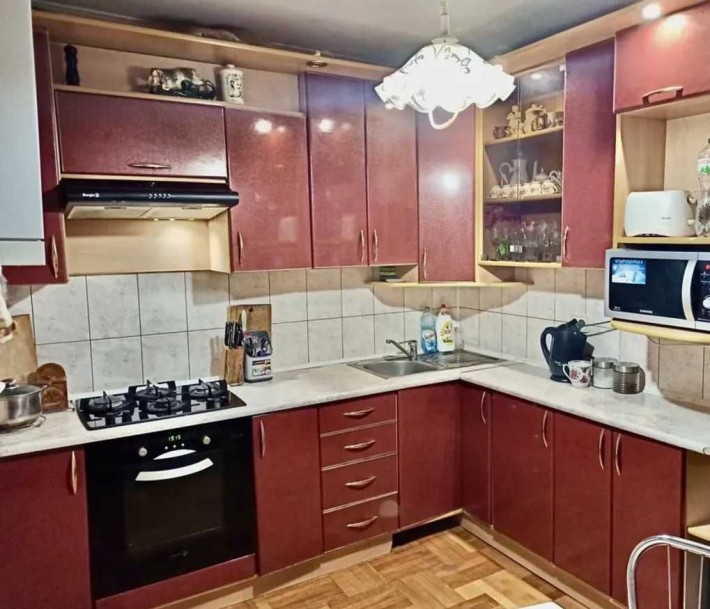 3 кім. Вул. Торговиця - фото 1