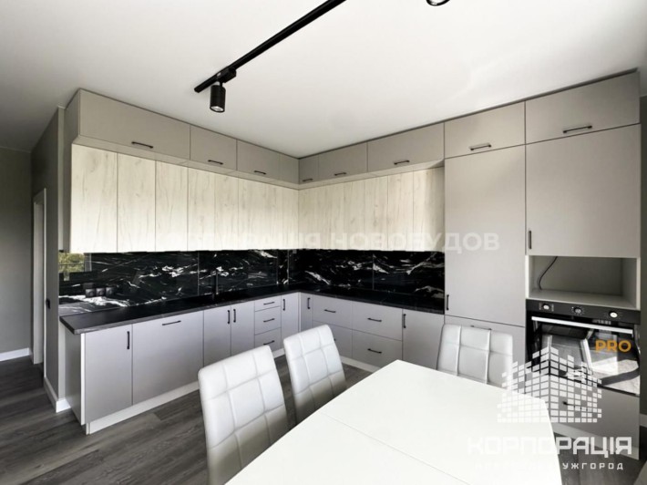 Продаж 1-км квартири, ремонт, меблі, ЖК "Садовий", чудовий вид на гори - фото 1