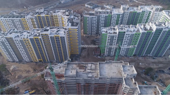 Продам 1к квартиру 40м2, ЖК Чарівне місто , 1 будинок - фото 1