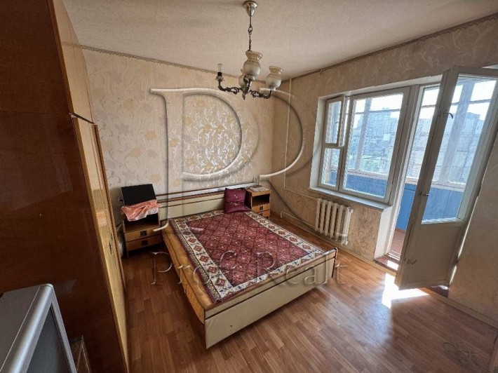 Продаж 3 кімн. квартири Приозерна, метро Оболонь, Почайна - фото 1