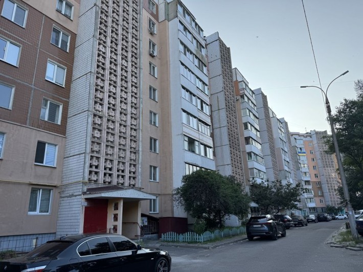 Продаж квартири на Митниці - фото 1